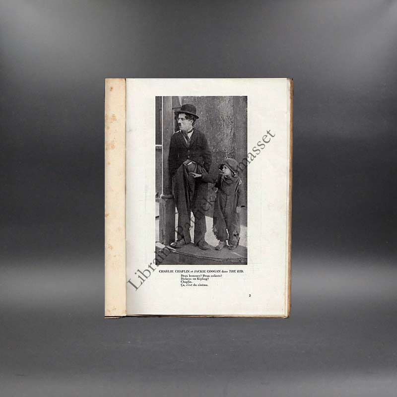 Charlot par Louis Delluc 1921 - première biographie de Charlot